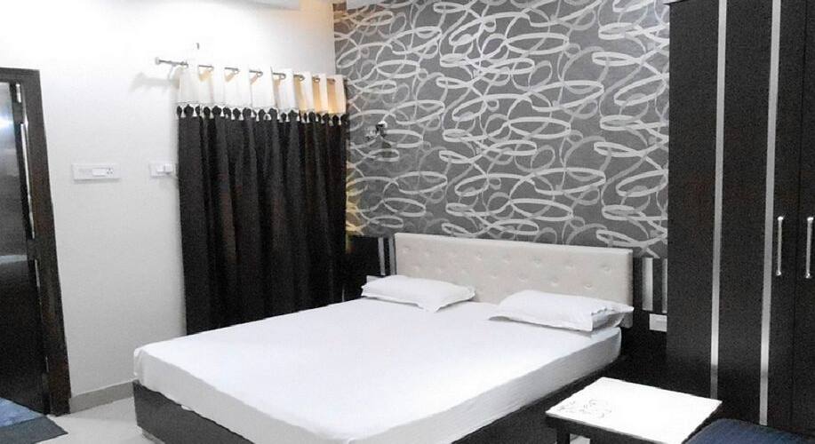Hotel Sea Rock, Sri Ganganagar 2